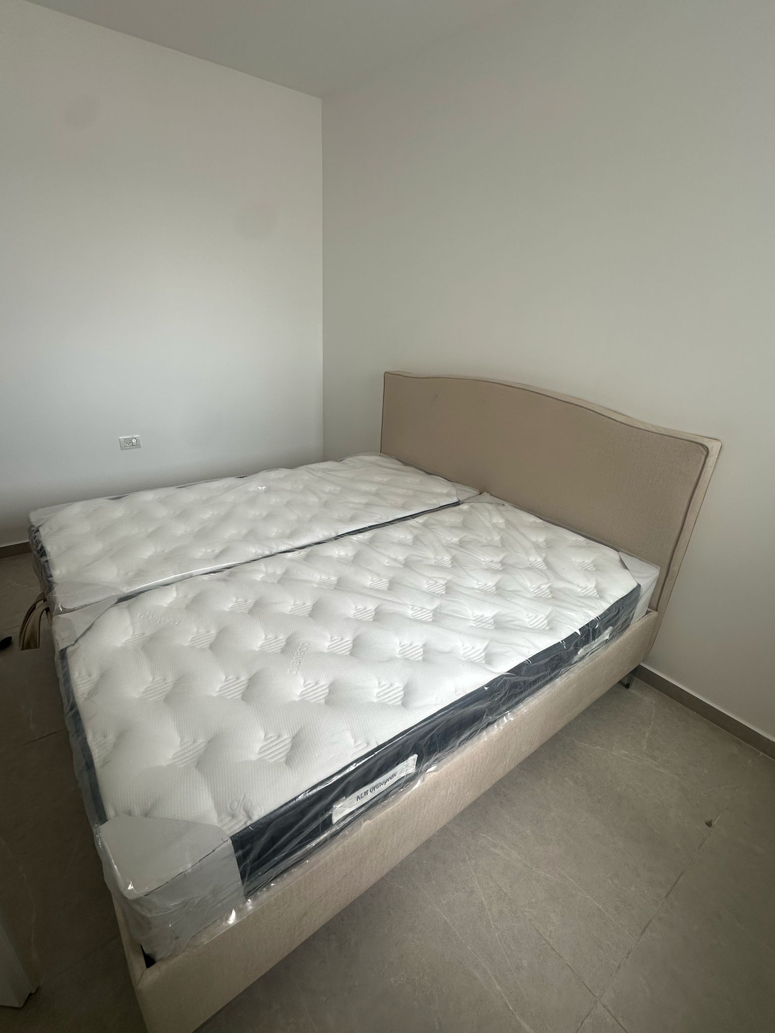 מיטה יהודית דגם אמיליה